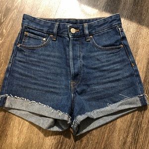 BRAND NEW H&M high waisted jeans shorts